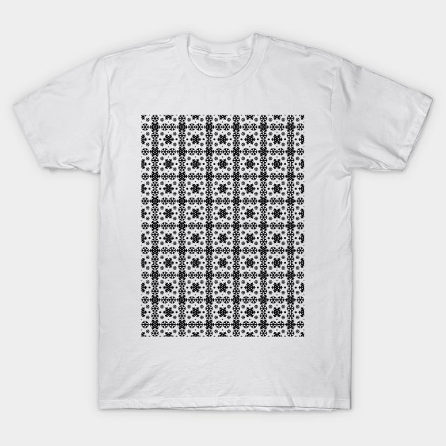 Seamless snow flakes pattern T-Shirt by Spinkly